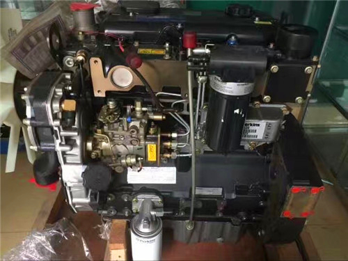 珀金斯mf1004 mf1104 mf1204发动机现货销售维修保养配件总成置换服务代理商麦赛福格森(agco)爱科