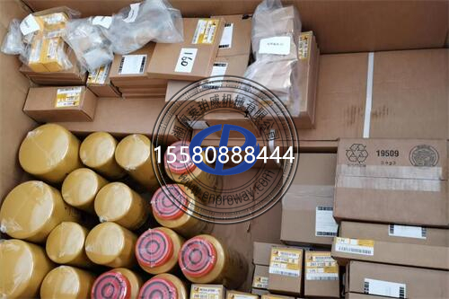 卡特彼勒CAT 349D2D2L挖掘机C13发动机：全生命周期服务指南