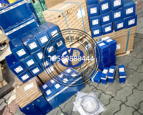 叉车“心脏”的守护秘籍：山河智能叉车珀金斯柴油机原厂配件大揭秘