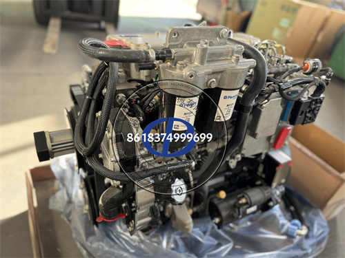 Perkins1104D-E44TA发动机总成95.5KW/2200RPM（C4.4最佳性价比之选）