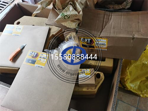 卡特C3.3B发动机总成与零配件：工程机械设备的“心脏”奥秘