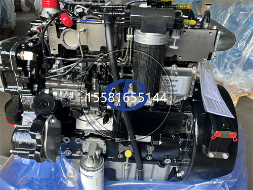 珀金斯1104D-44T发动机：多面手的动力传奇
