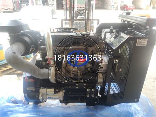 珀金斯1104A-44TG2发动机：动力界的“多面手”