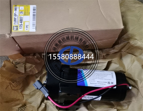 手把手教你更换卡特320D输油泵：从拆卸到调试全流程解析