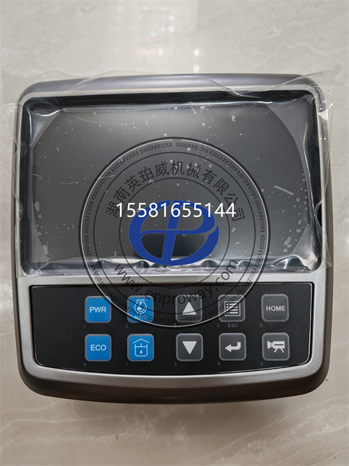 斗山挖掘机的“智慧之眼”：300426-00202显示屏探秘