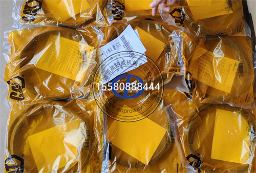 卡特挖掘机M313D：发动机