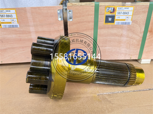 卡特平地机120/140配件供应：驱动轴597-0843