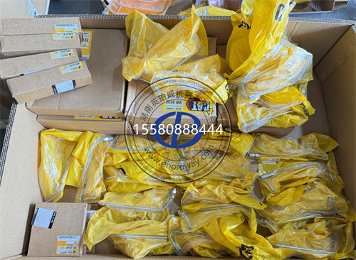 卡特彼勒CAT压路机826K C6.6发动机：维修保养秘籍与配件全解析