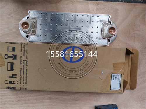 沃尔沃遍达21160743机油冷却器芯：三效护机，解锁引擎持久力密码