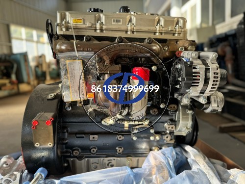 珀金斯（Perkins）1104D-E44TA发动机总成NR83316R/96.5KW/2200rpm