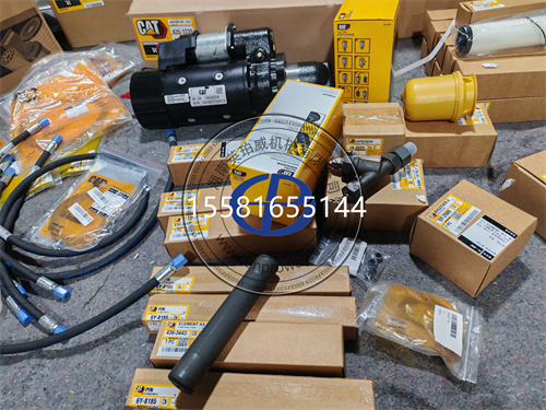 卡特D8R推土机“液压流量心脏“：374-1605三节段逆时针齿轮泵总成