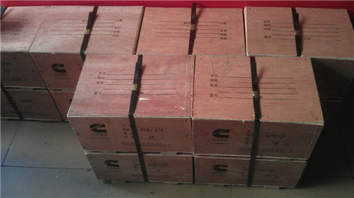 康明斯L9.3 L105柴油发动机缸盖