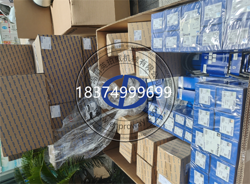 JCB装载挖掘机8052机型Perkins404C-22发动机总成保养滤芯配件