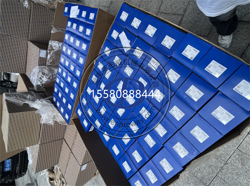 雷诺曼拖拉机珀金斯柴油机：维修与销售的深度解析