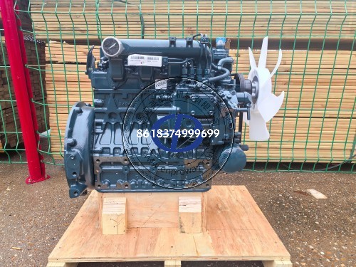 日本久保田V2403BM-D1-CT04发动机总成36KW 2600rpm